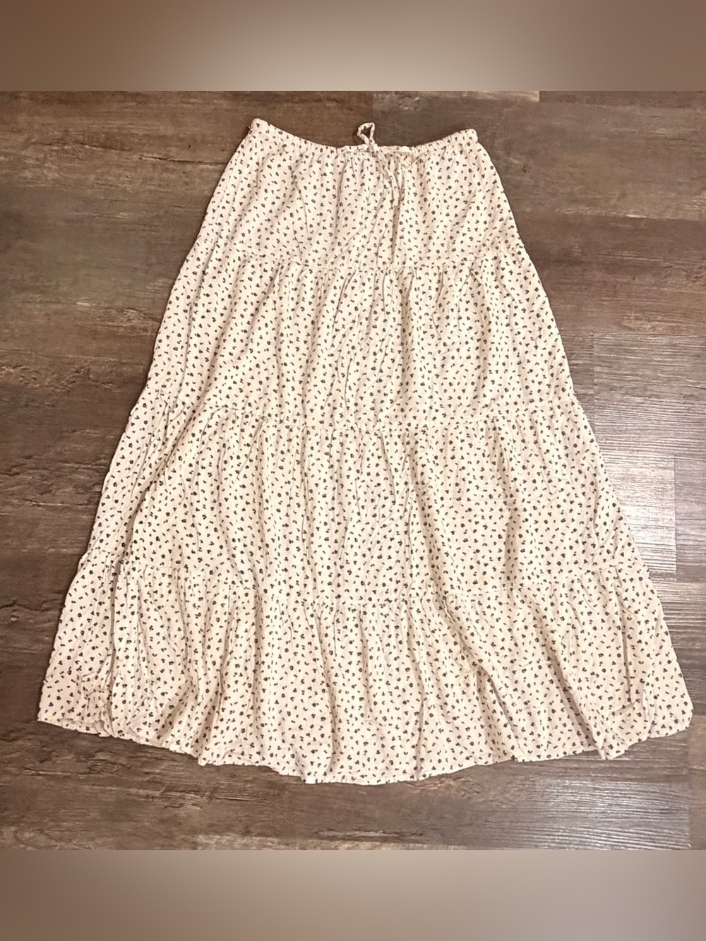 Brandy Melville Cream Maxi Skirt with Black Dot Floral Print
